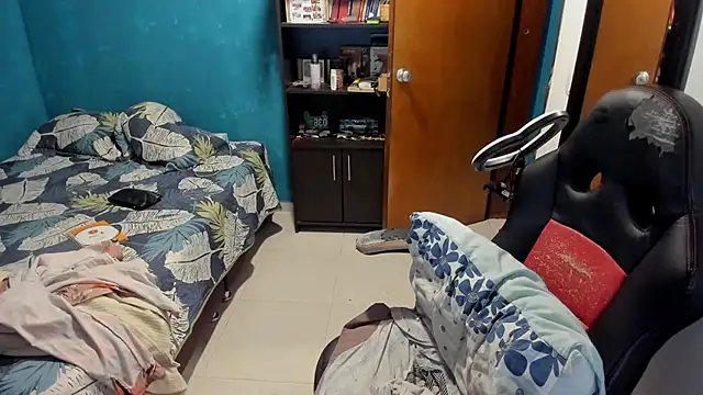 peanut tangerine online show from November 2025 11:58:01 PM