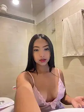 SOPHIACANDY19  online show from September 2025 11:16:01 PM