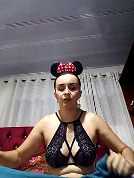 Snapshot of Samantha_Sullivan_ chatting on November 2025 02:13:01 AM Samantha Sullivan online show from November 2025 02:13:01 AM