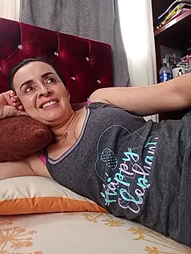 Samantha Sullivan  online show from April 2026 09:16:01 PM