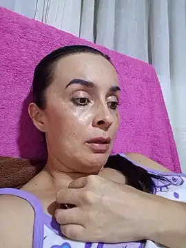 Samantha Sullivan  online show from April 2026 03:10:01 AM
