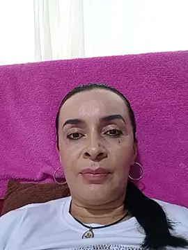 Samantha Sullivan  online show from May 2026 09:42:02 PM