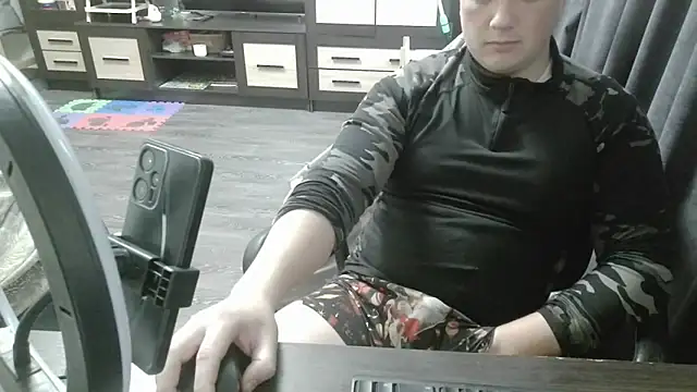 Snapshot of gamblingbum chatting on April 2026 02:14:02 PM gamblingbum online show from April 2026 02:14:02 PM