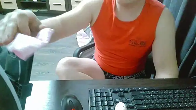 Snapshot of gamblingbum chatting on April 2026 03:21:02 PM gamblingbum online show from April 2026 03:21:02 PM