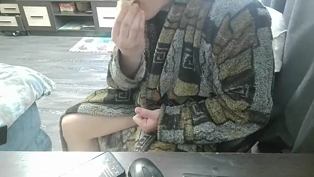 Snapshot of gamblingbum chatting on April 2026 11:43:01 AM gamblingbum online show from April 2026 11:43:01 AM