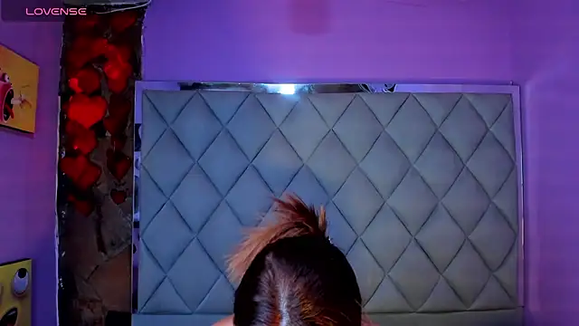 venusowen  online show from March 2025 07:59:02 PM