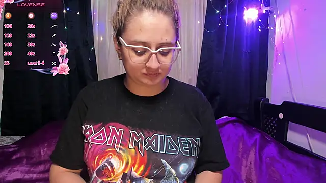 AnnieBigBoobs online show from March 2025 12:12:01 AM