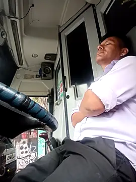 Snapshot of alexchir4 chatting on February 2026 12:43:02 PM alexchir4 online show from February 2026 12:43:02 PM