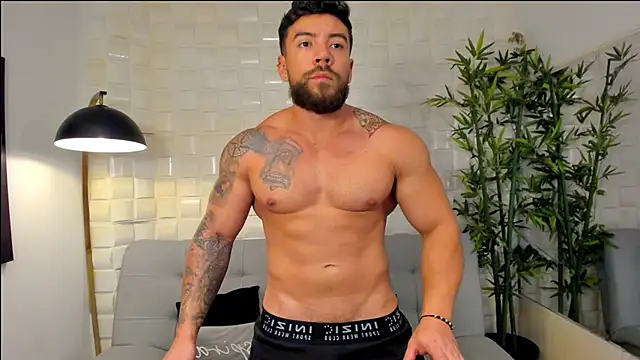 Snapshot of _dreammr1_ chatting on February 2025 01:40:01 AM dreammr1 online show from February 2025 01:40:01 AM