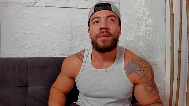 Snapshot of _dreammr1_ chatting on February 2025 12:10:02 AM dreammr1 online show from February 2025 12:10:02 AM