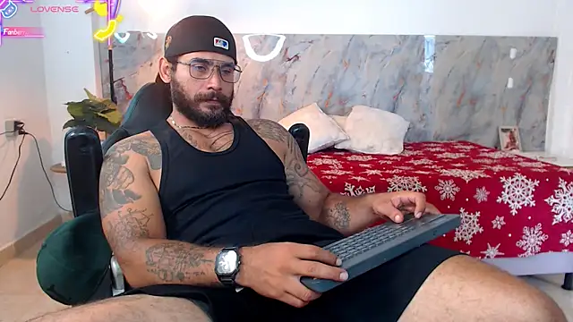 Snapshot of hanz_col chatting on February 2026 02:43:02 PM hanz col online show from February 2026 02:43:02 PM