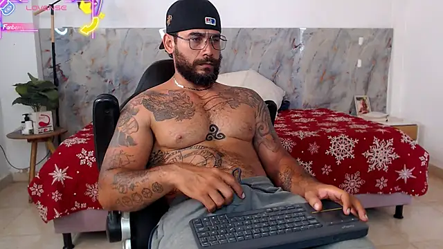 Snapshot of hanz_col chatting on February 2026 03:53:01 PM hanz col online show from February 2026 03:53:01 PM