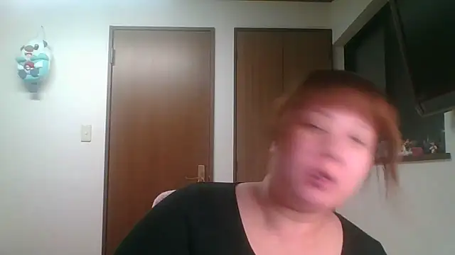 Snapshot of SAKU-RA-chan chatting on May 2026 12:32:01 PM SAKU-RA-chan online show from May 2026 12:32:01 PM