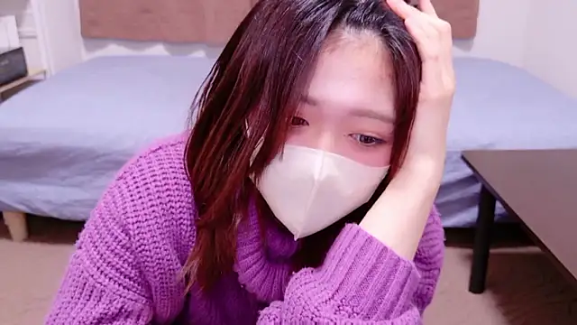 Snapshot of Miss-KrenJr chatting on November 2025 05:35:02 PM Miss-KrenJr online show from November 2025 05:35:02 PM