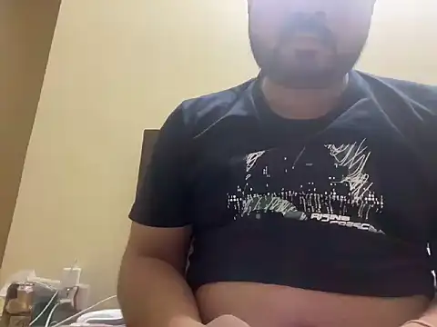 Snapshot of coolboy6566 chatting on October 2025 06:52:02 PM coolboy6566 online show from October 2025 06:52:02 PM