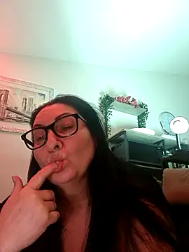 Genoveva73sexy online show from October 2025 10:15:01 PM