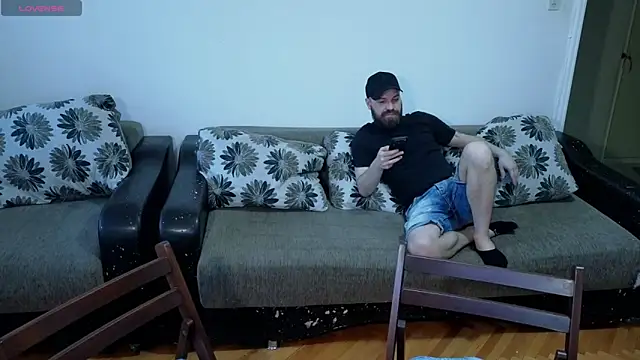 JohnnyStepBro online show from July 2026 05:05:02 PM