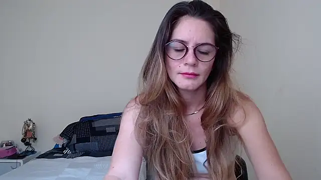 Snapshot of Hanny_24 chatting on January 2025 01:20:01 PM Hanny 24 online show from January 2025 01:20:01 PM