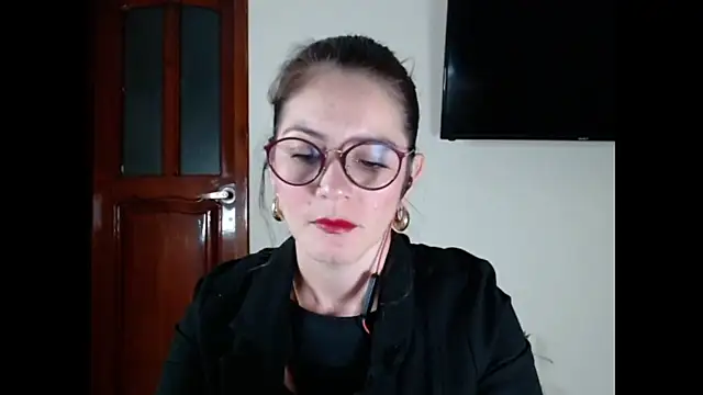 Snapshot of Hanny_24 chatting on January 2025 09:56:02 AM Hanny 24 online show from January 2025 09:56:02 AM