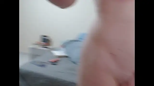 Snapshot of Hanny_24 chatting on February 2025 09:47:02 PM Hanny 24 online show from February 2025 09:47:02 PM