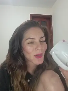 Snapshot of Hanny_24 chatting on October 2025 03:17:01 AM Hanny 24 online show from October 2025 03:17:01 AM