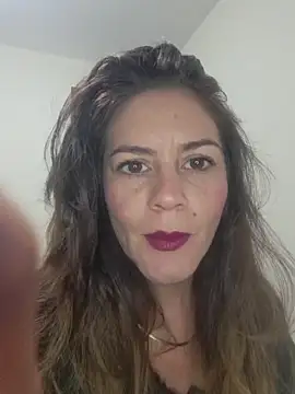 Snapshot of Hanny_24 chatting on October 2025 09:10:01 AM Hanny 24 online show from October 2025 09:10:01 AM