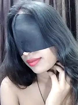 Lalisa sexy online show from November 2025 05:13:01 PM