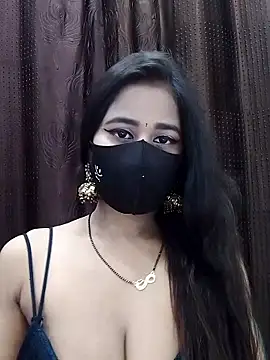 Lalisa sexy online show from November 2025 04:38:02 PM