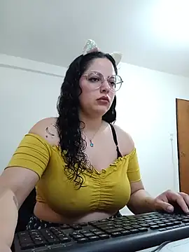 babyluna939 online show from July 2026 05:01:02 PM