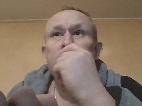 Snapshot of X46x chatting on January 2026 05:42:01 AM X46x online show from January 2026 05:42:01 AM