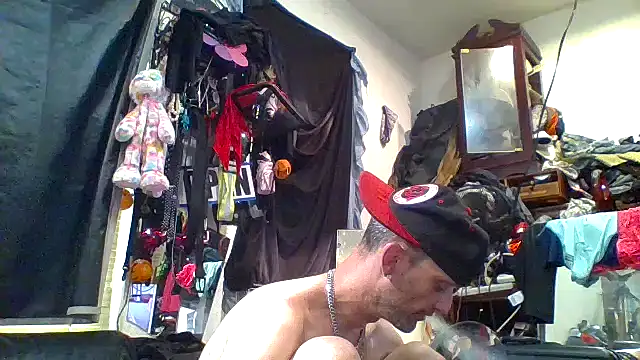 slinginbigD online show from October 2025 07:01:02 PM