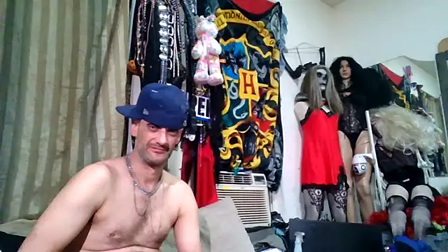 Snapshot of slinginbigD chatting on March 2026 08:53:01 AM slinginbigD online show from March 2026 08:53:01 AM