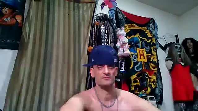 Snapshot of slinginbigD chatting on March 2026 09:04:01 AM slinginbigD online show from March 2026 09:04:01 AM