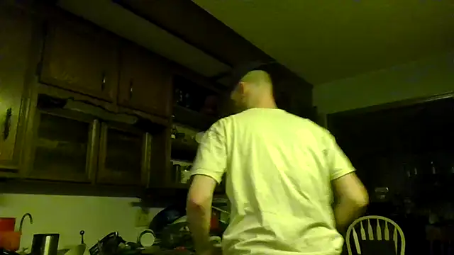 Snapshot of slinginbigD chatting on March 2026 12:58:02 AM slinginbigD online show from March 2026 12:58:02 AM