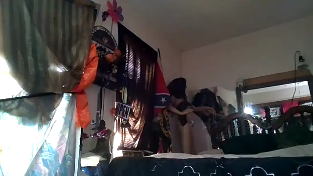 Snapshot of slinginbigD chatting on April 2026 03:27:02 PM slinginbigD online show from April 2026 03:27:02 PM