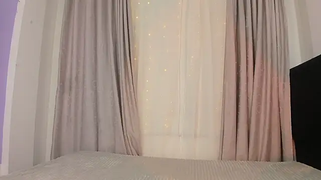 Little Ivy online show from February 2026 11:44:01 AM