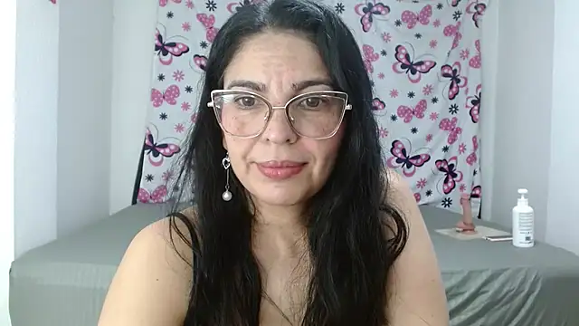 Snapshot of anybellucci43 chatting on December 2024 05:15:02 AM anybellucci43 online show from December 2024 05:15:02 AM