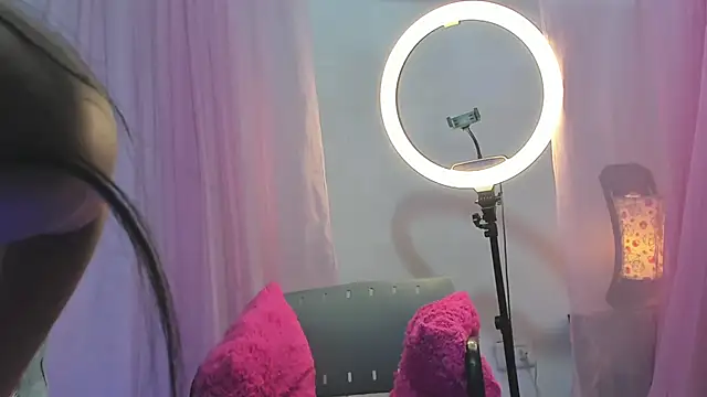 Snapshot of Monica_lopez chatting on January 2025 07:27:01 PM Monica lopez online show from January 2025 07:27:01 PM