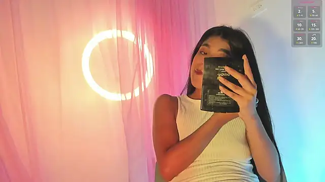 Snapshot of Monica_lopez chatting on February 2025 07:31:02 PM Monica lopez online show from February 2025 07:31:02 PM