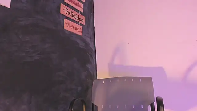 Snapshot of Monica_lopez chatting on February 2025 01:44:01 AM Monica lopez online show from February 2025 01:44:01 AM