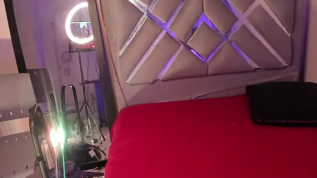 Snapshot of Monica_lopez chatting on March 2025 02:12:02 AM Monica lopez online show from March 2025 02:12:02 AM