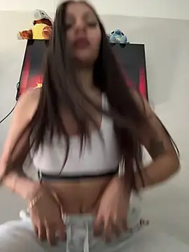 Snapshot of AnitaKariri chatting on March 2026 01:11:01 PM AnitaKariri online show from March 2026 01:11:01 PM