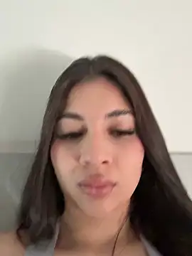 AnitaKariri online show from May 2026 07:03:01 AM