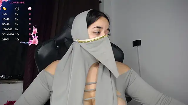 Snapshot of janna_isa chatting on February 2025 06:58:01 PM janna isa online show from February 2025 06:58:01 PM