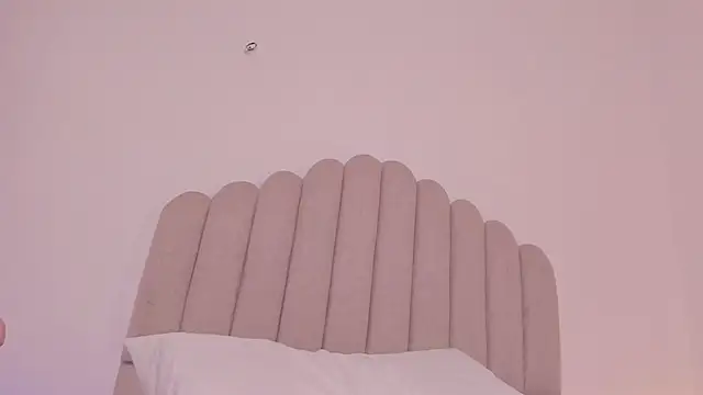 valerysantos  online show from May 2026 04:04:02 PM