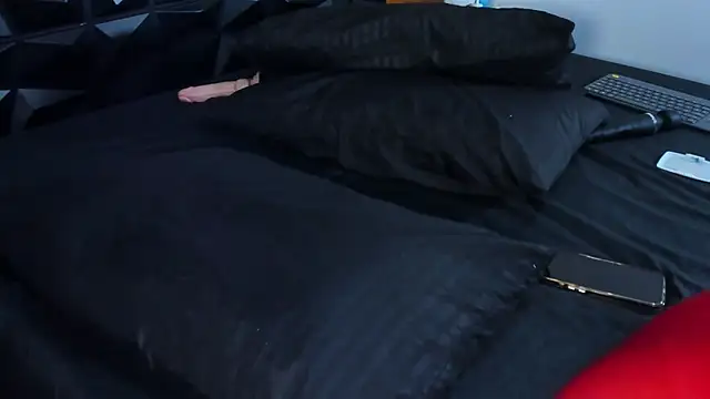 Wendy Marchall online show from February 2025 07:27:02 PM