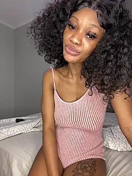 Snapshot of mmbaliii chatting on January 2025 01:00:02 AM mmbaliii online show from January 2025 01:00:02 AM