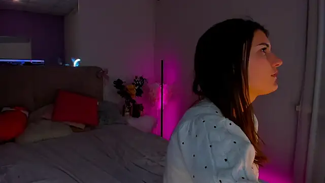 Laura Leee online show from January 2025 06:03:01 AM