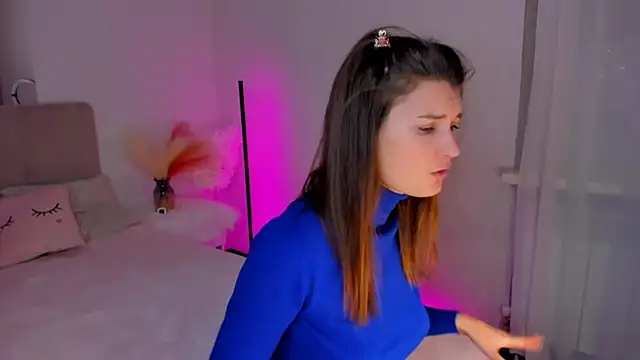 Laura Leee online show from February 2025 09:20:01 AM