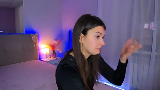 Laura Leee online show from February 2026 06:13:01 AM